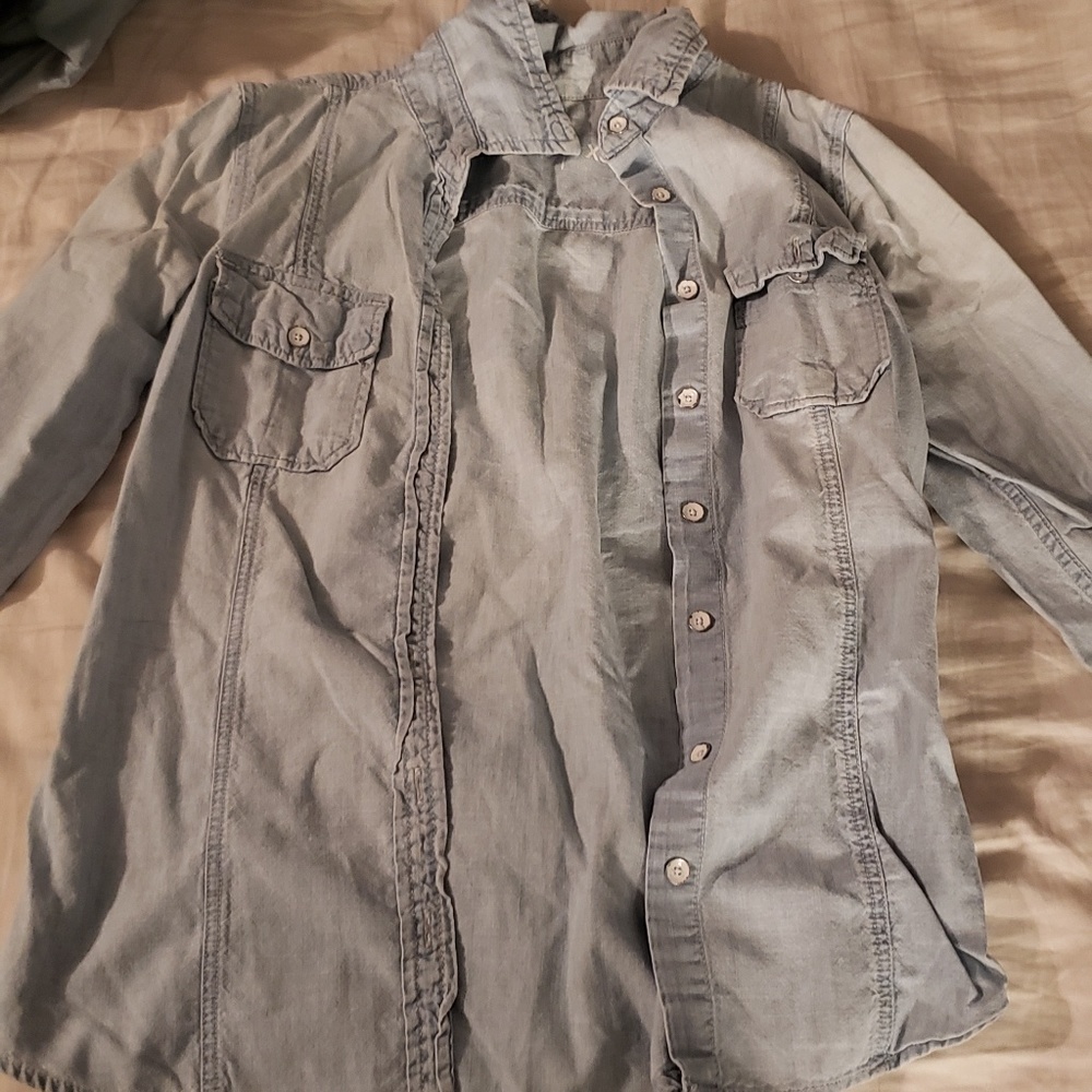 Gap long sleeved shirt